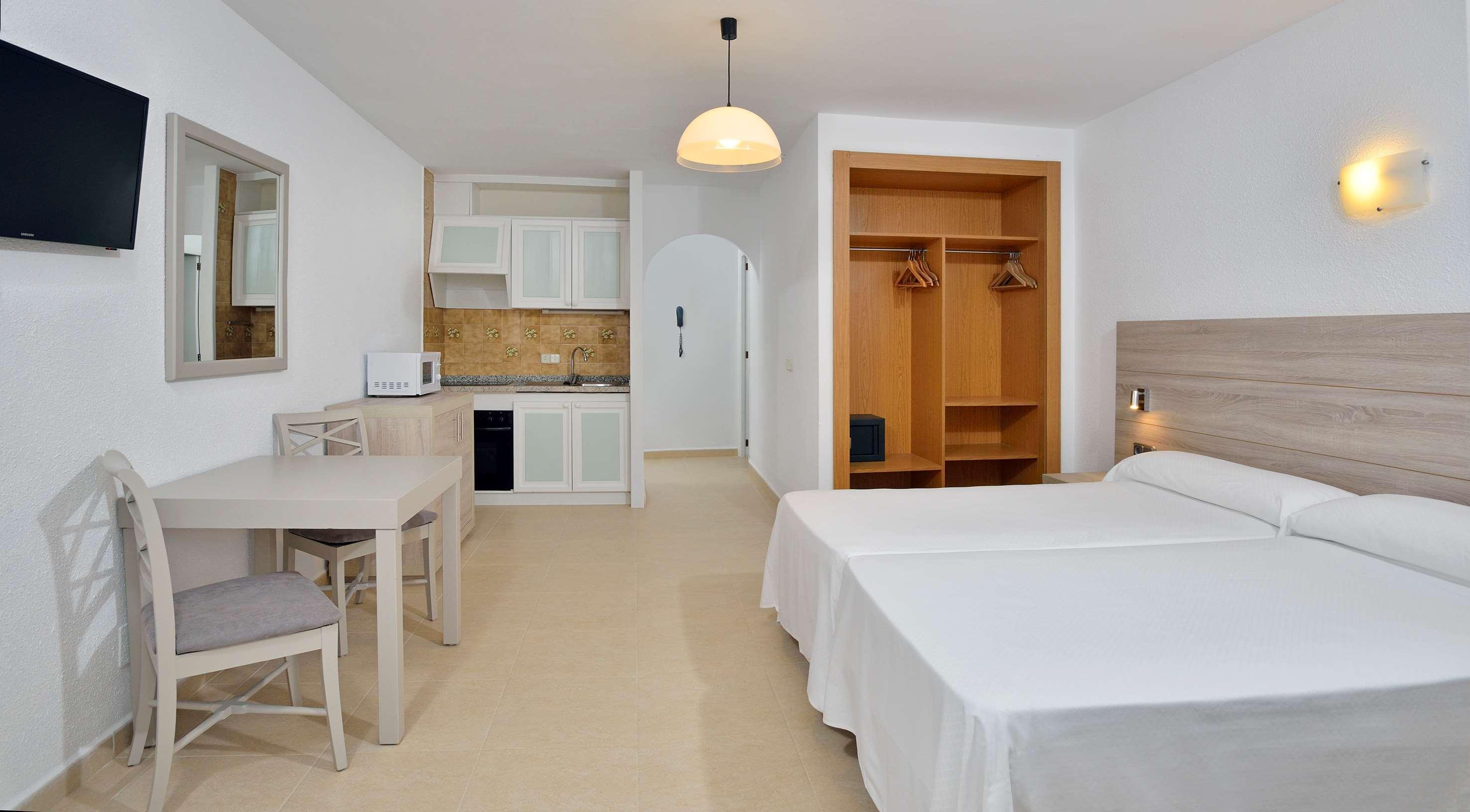 Sol Cala D'Or Apartamentos Экстерьер фото